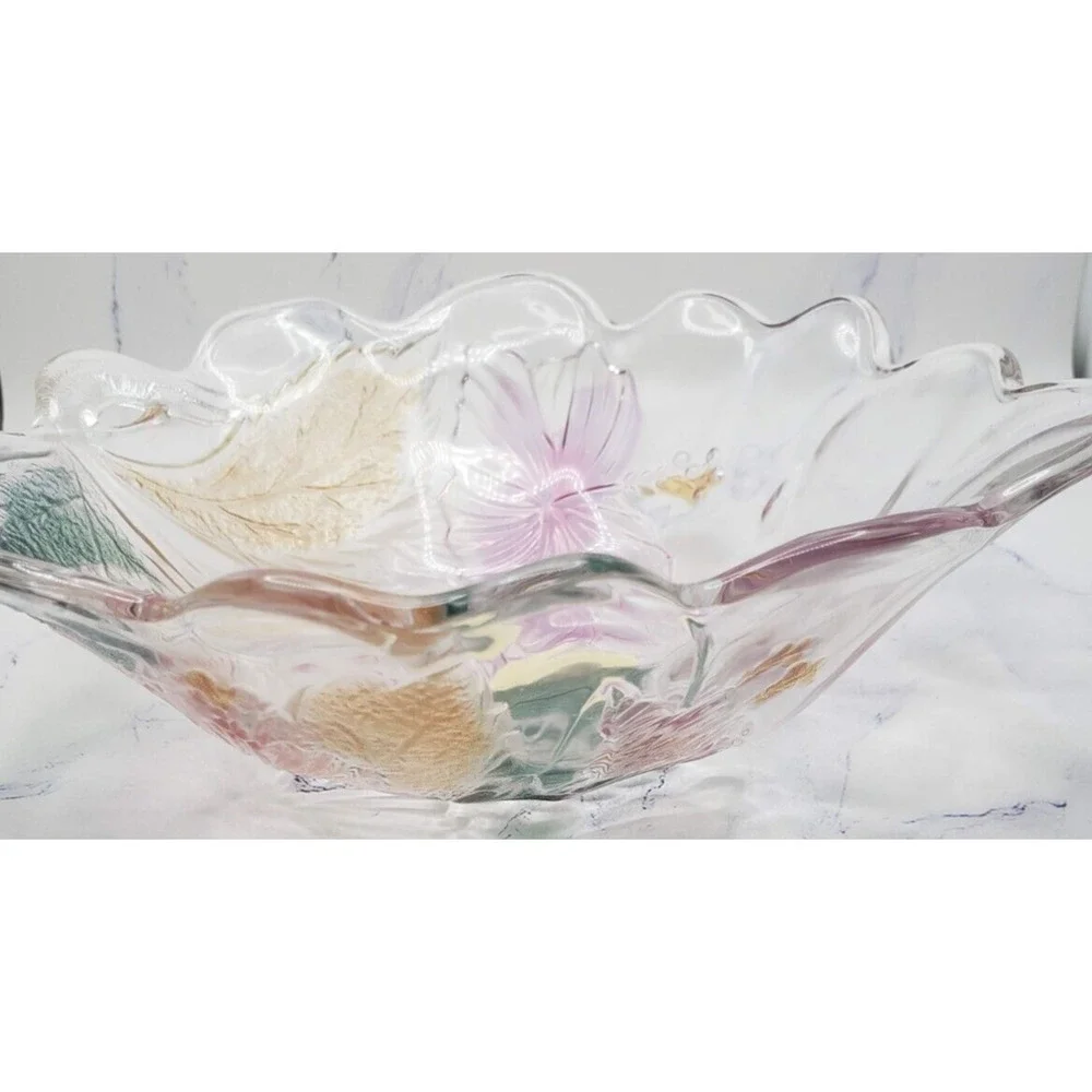 Mikasa Studio Nova Crystal Embossed Floral Pattern 8 Inch Serving Bowl
